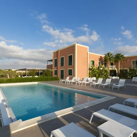 Corte Olea Пачеко