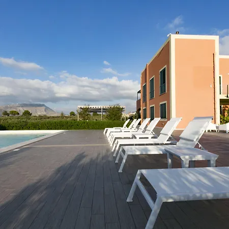 Corte Olea Paceco