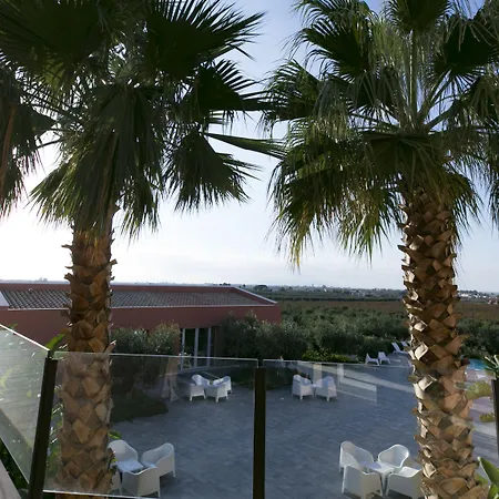 אתר נופש Corte Olea 4*